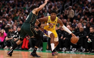 "Lakers" ketina išsaugoti japoną, į peržiūrą pakviesti Thompsonas ir Bradley